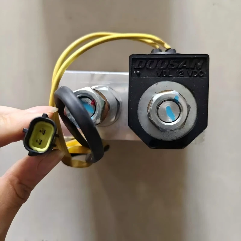 Excavator Solenoid Valve3 Excavator Solenoid Valve3